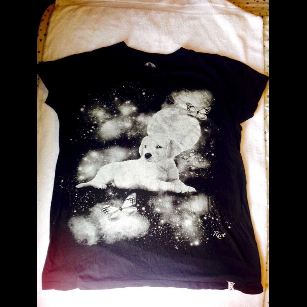 🐶 B&W Puppy Medium t-shirt🐶